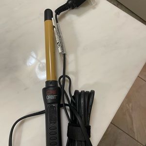 New-Never Used CHI ORBIT curling wand.